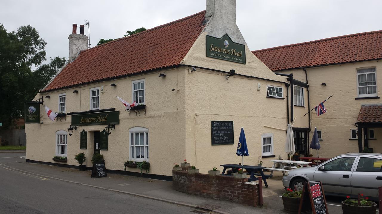 The Cabin Saracens Head Chapel Saint Leonards Exterior foto