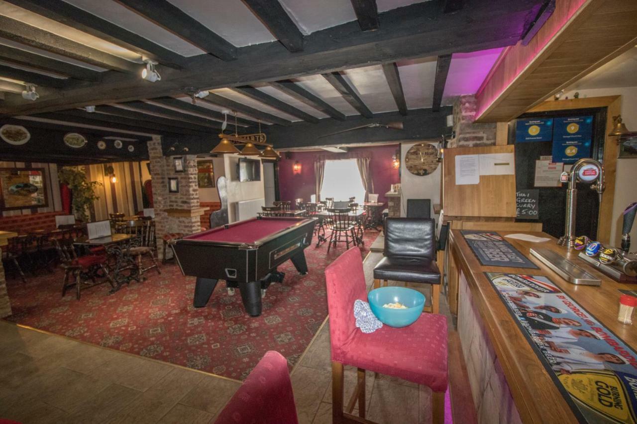 The Cabin Saracens Head Chapel Saint Leonards Exterior foto